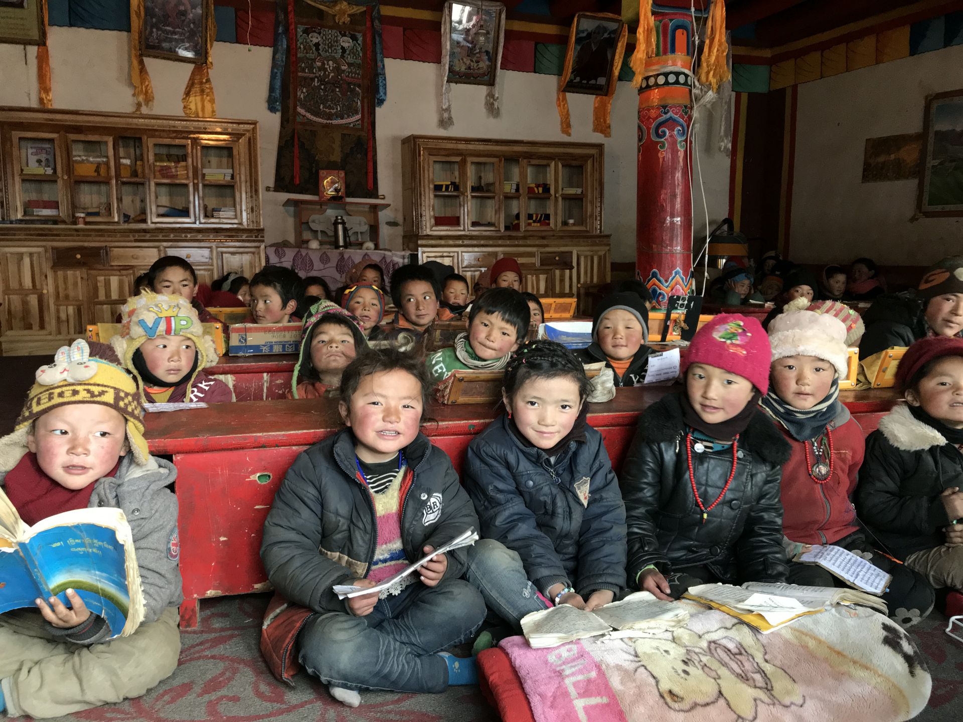 米兰网页版-米兰(中国)公益回顾丨家国同欢月同圆 温暖满载甘孜州(图11)